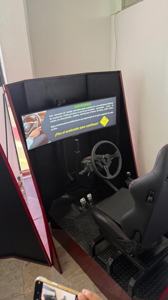 1559252f-2fa5-496b-8143-3bd6c215ec9d-576x1024 Puebla implementa examen en simulador para tramitar licencia de conducir