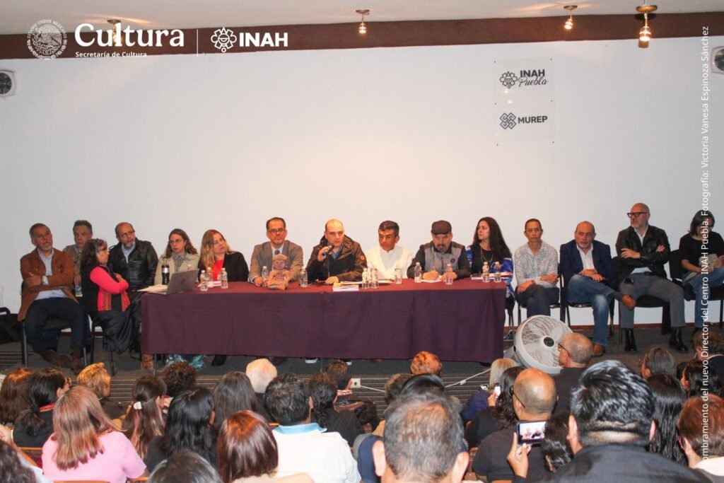 542275895_1263940625764180_2009323607415858352_n-1024x683 Nombran a Gustavo Donnadieu como director del Centro INAH Puebla