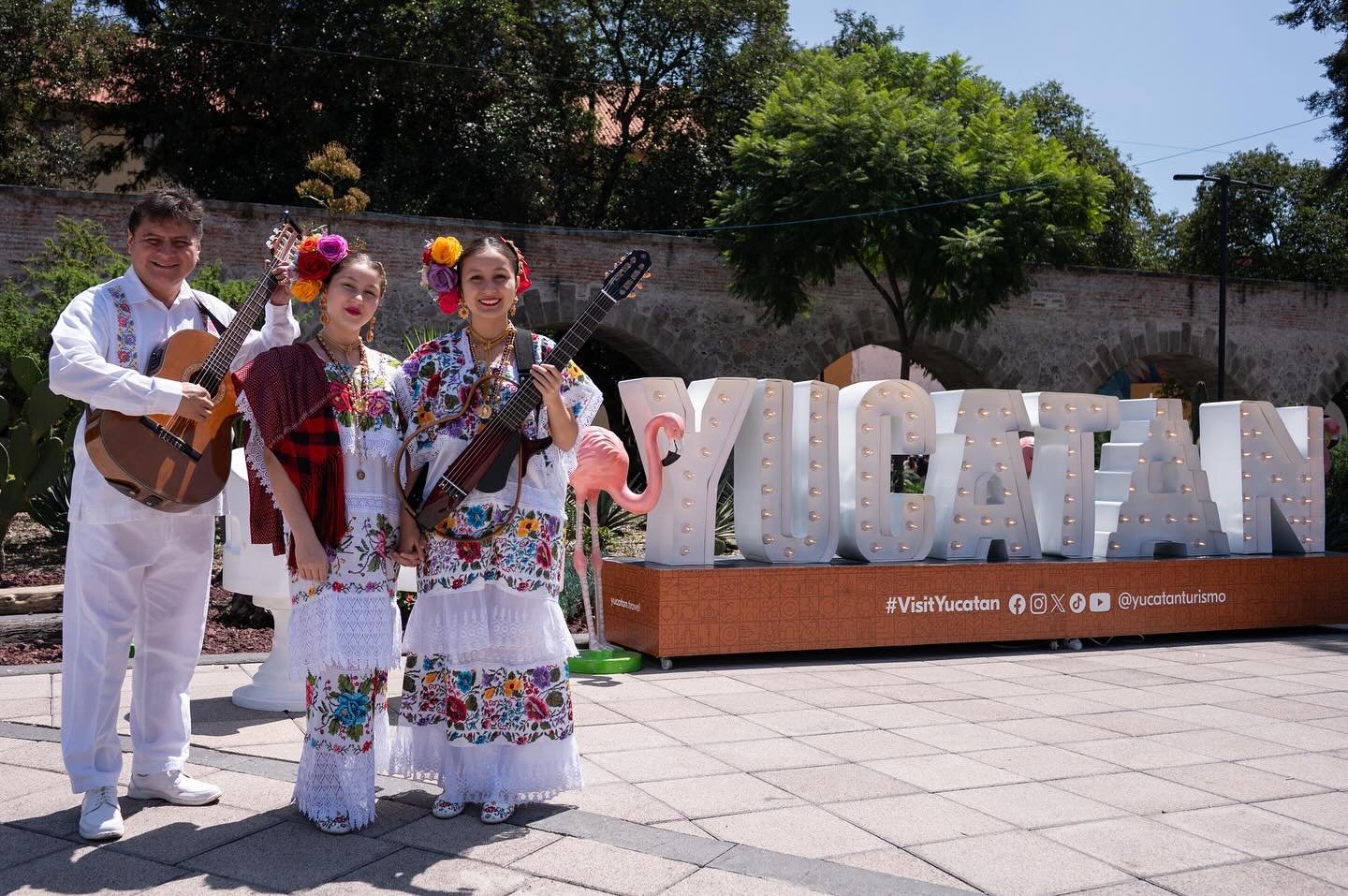 yucatan-en-los-pinos-gastronomia-danza-arte