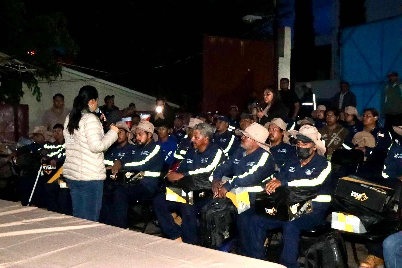 con-entrega-de-uniformes-dignifican-a-trabajadores-municipales-de-atlixco