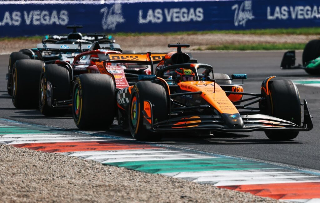 IMG_5324-1024x649 Verstappen conquista el Gran Premio de Italia; McLaren falla en Monza