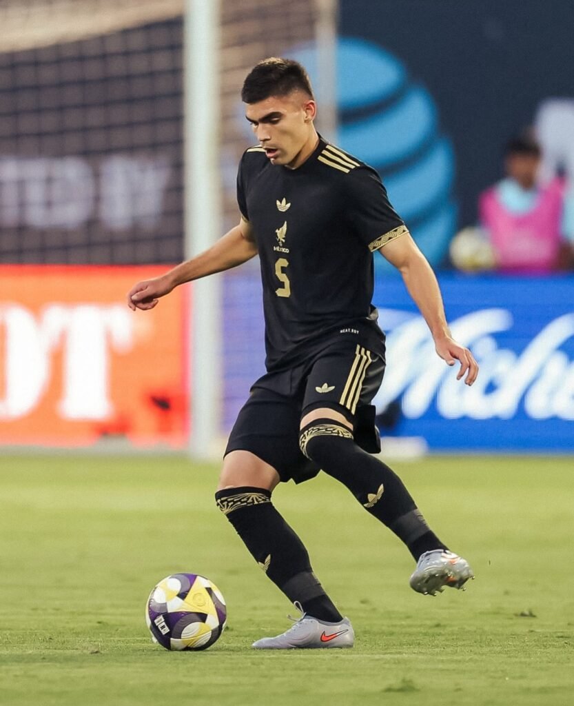 IMG_5800-833x1024 Selección Mexicana vs Corea del Sur: alineación, canal y transmisión