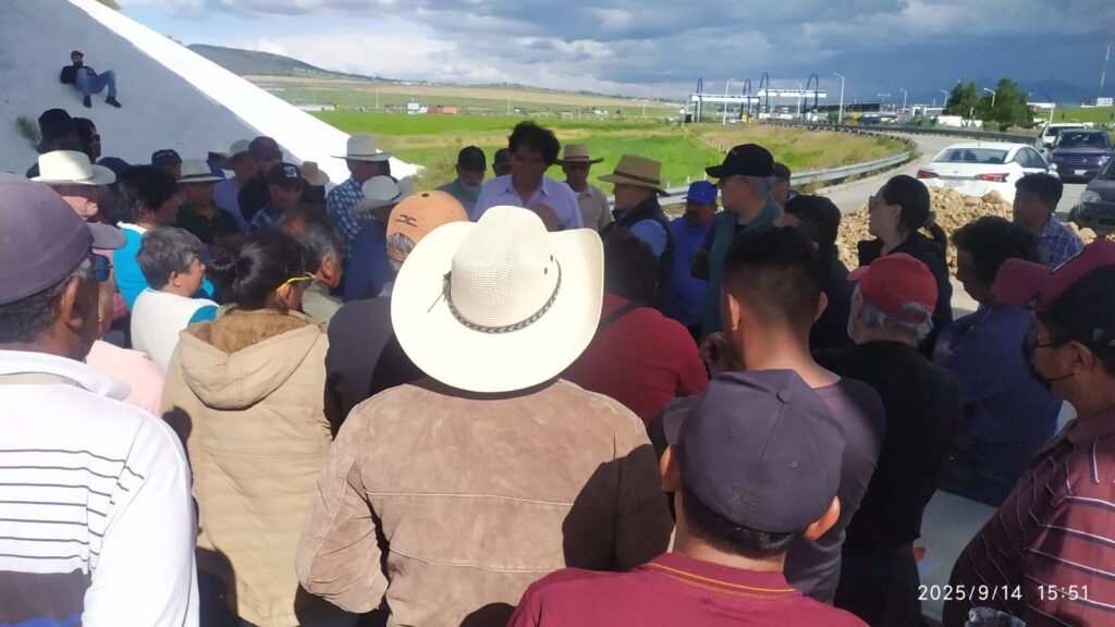 IMG_8028-1024x576 Tras 82 horas de bloqueo, ejidatarios liberan el Arco Norte