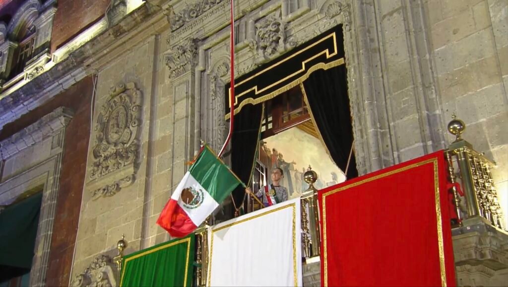 IMG_8212-1024x578 Sheinbaum hace historia: primer Grito de una PresidentA en Palacio Nacional