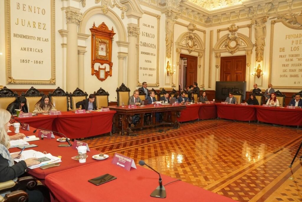 IMG_8621-1024x683 Cabildo aprueba sede y fecha del primer informe del alcalde Pepe Chedraui