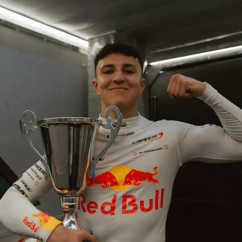 IMG_8870-1024x1024 El francés Isack Hadjar confiesa su emoción por la posibilidad de correr con Verstappen