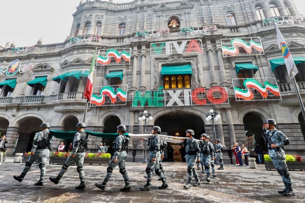 con-bando-solemne-puebla-celebra-215-anos-de-la-independencia