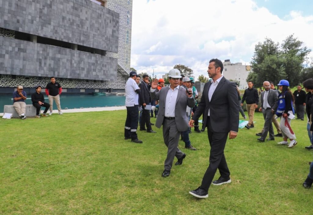 WhatsApp-Image-2025-09-17-at-23.12.23-1-1024x703 Más de mil trabajadores participan en simulacro preventivo en el CIS Angelópolis