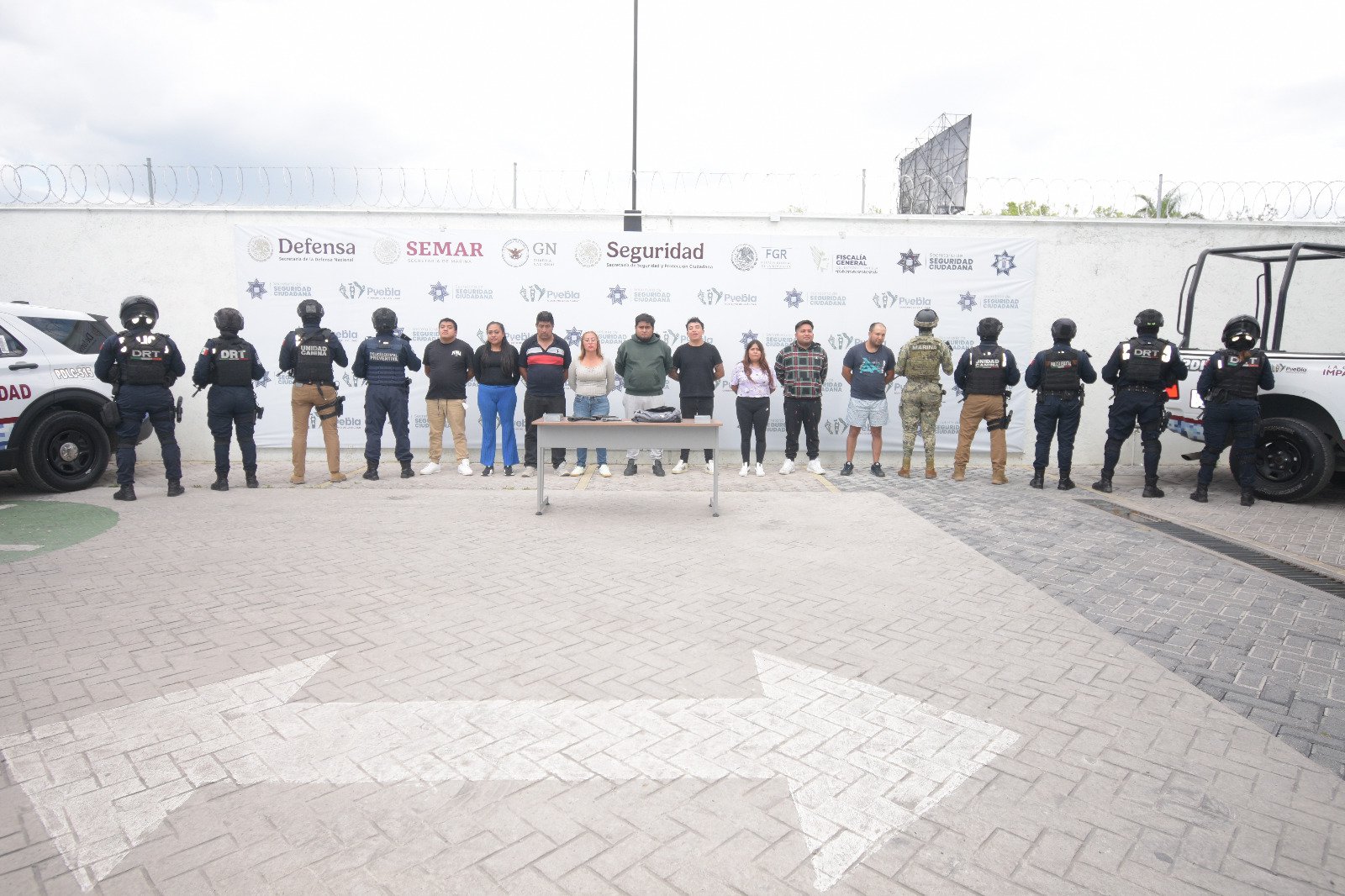 ssc-detiene-9-inhibidores-armas-falsas-puebla