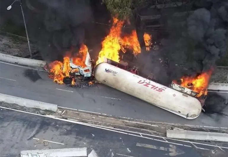 explosion Dan el último adiós a Jesús Joel, poblano víctima de la explosión de una pipa en Iztapalapa