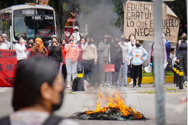 normalistas Huracán Lorena se acerca a México; se prevén afectaciones en BCS y Sonora